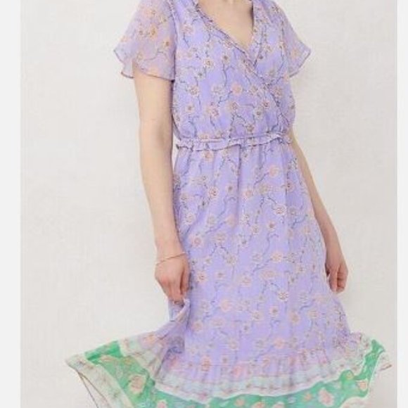 Lauren Conrad Women's Dress 2XL NEW Lavender Floral Flutter Sleeve Crossover - Picture 1 of 10